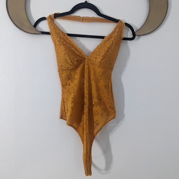 VS PINK Lace Bodysuit - Picture 1 of 3